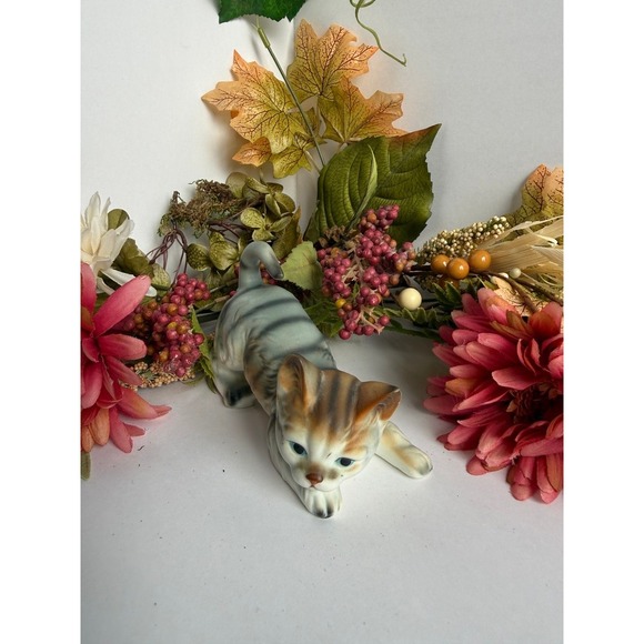 Vintage 1984 Enesco Ceramic Playful Gray Tabby Kitten Cat Figurine Blue Eyes - Picture 4 of 10